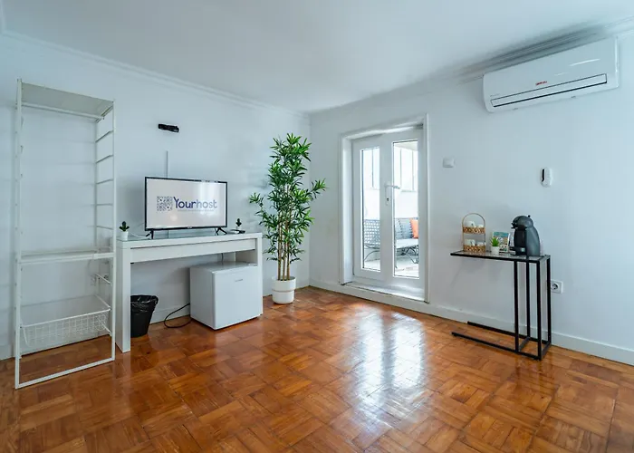 Maria Pia With Terrace 4 Affittacamere